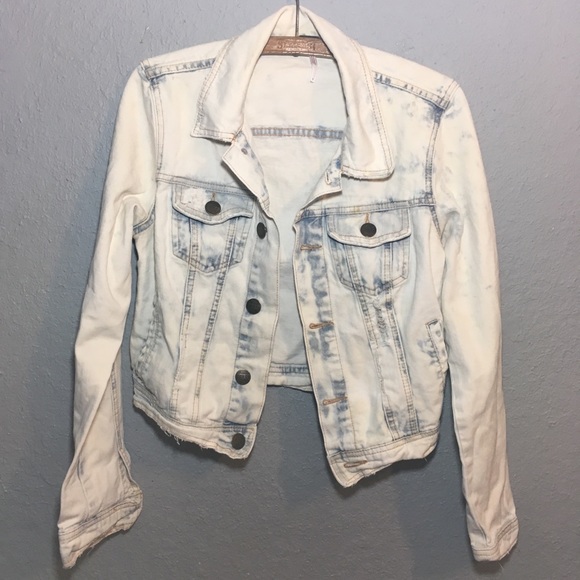 light acid wash denim jacket